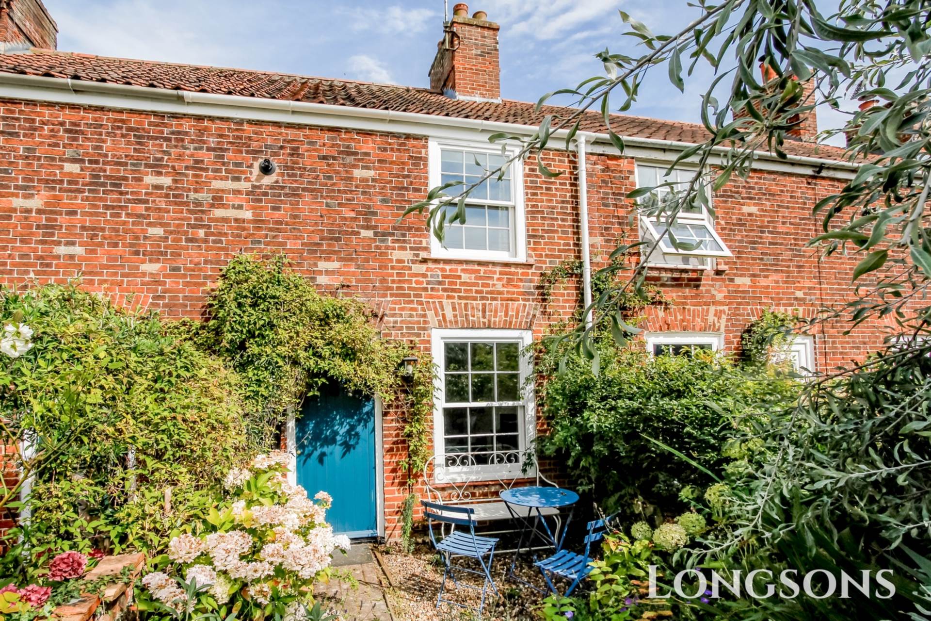 2 bedroom Terraced To Let