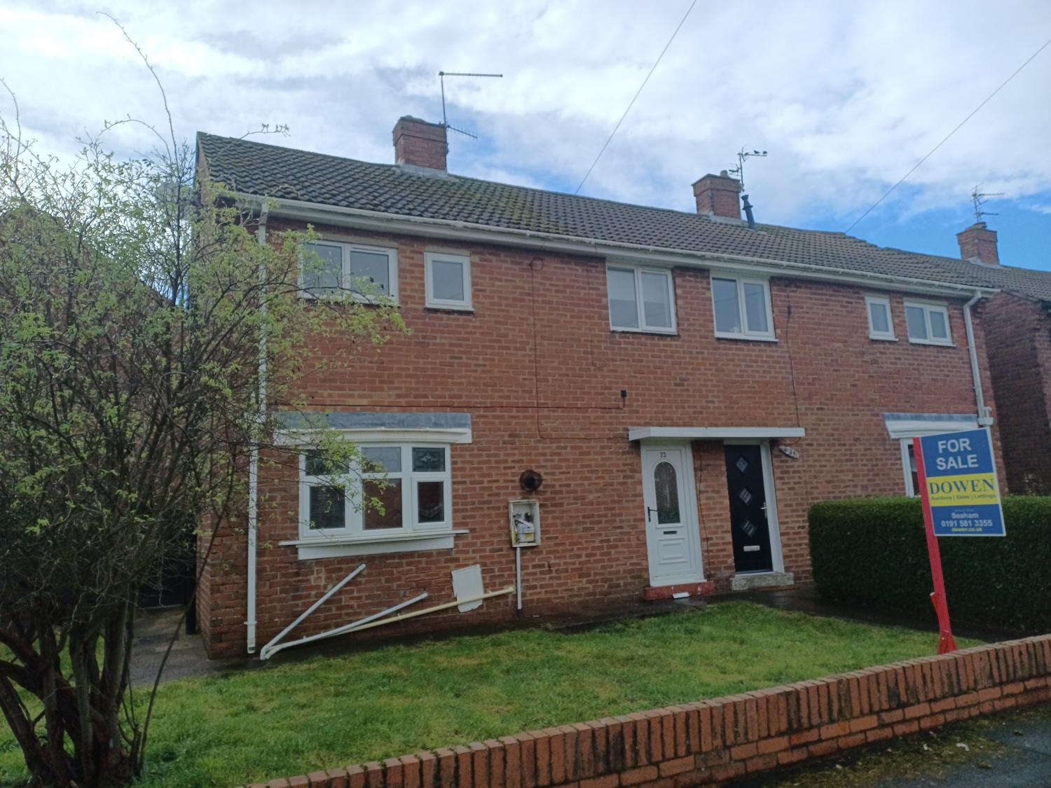 3 bedroom Semi-Detached For Sale