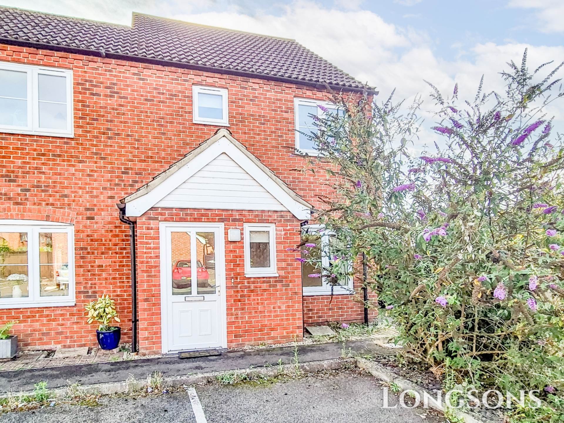 2 bedroom Terraced SSTC