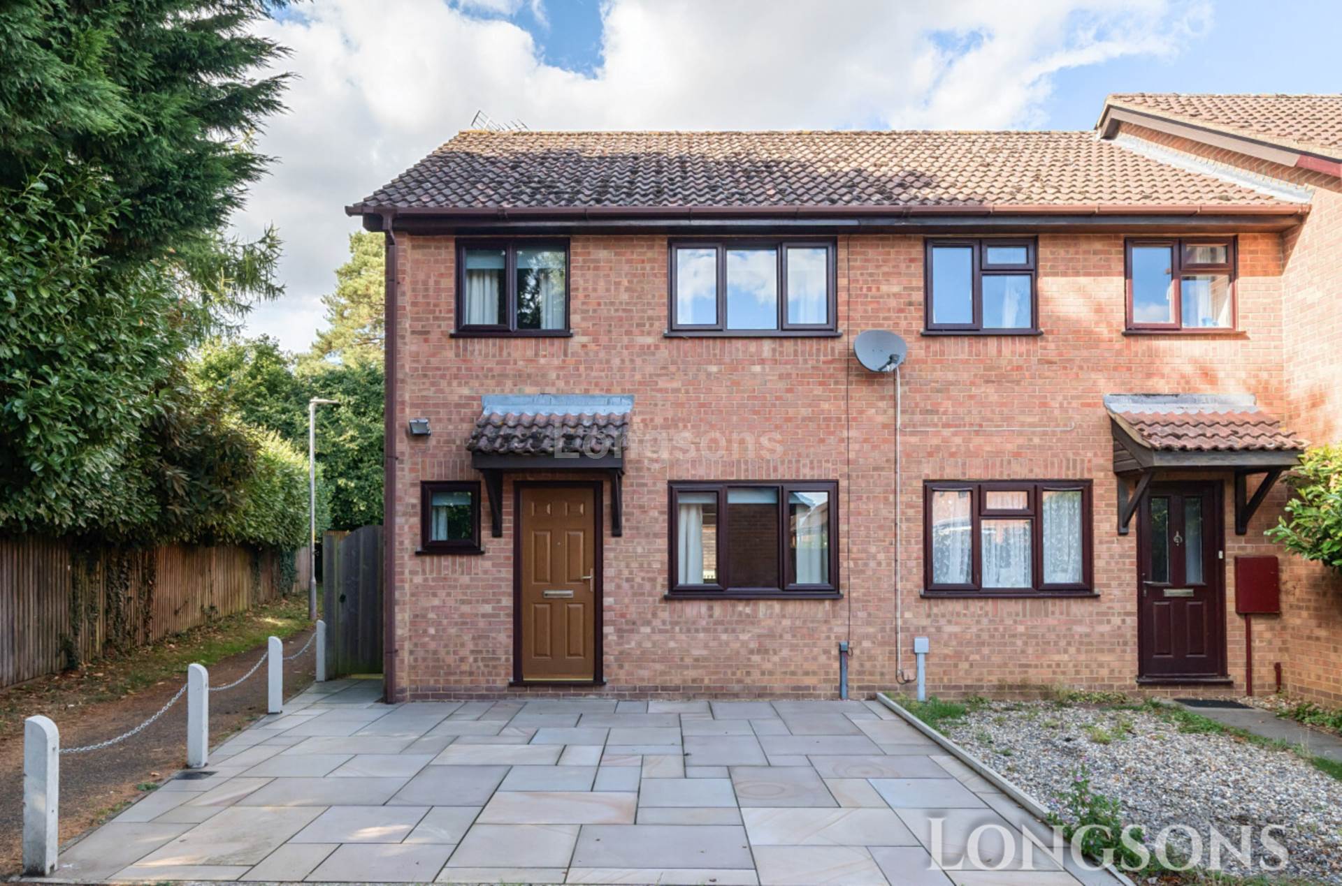 3 bedroom Terraced For Sale