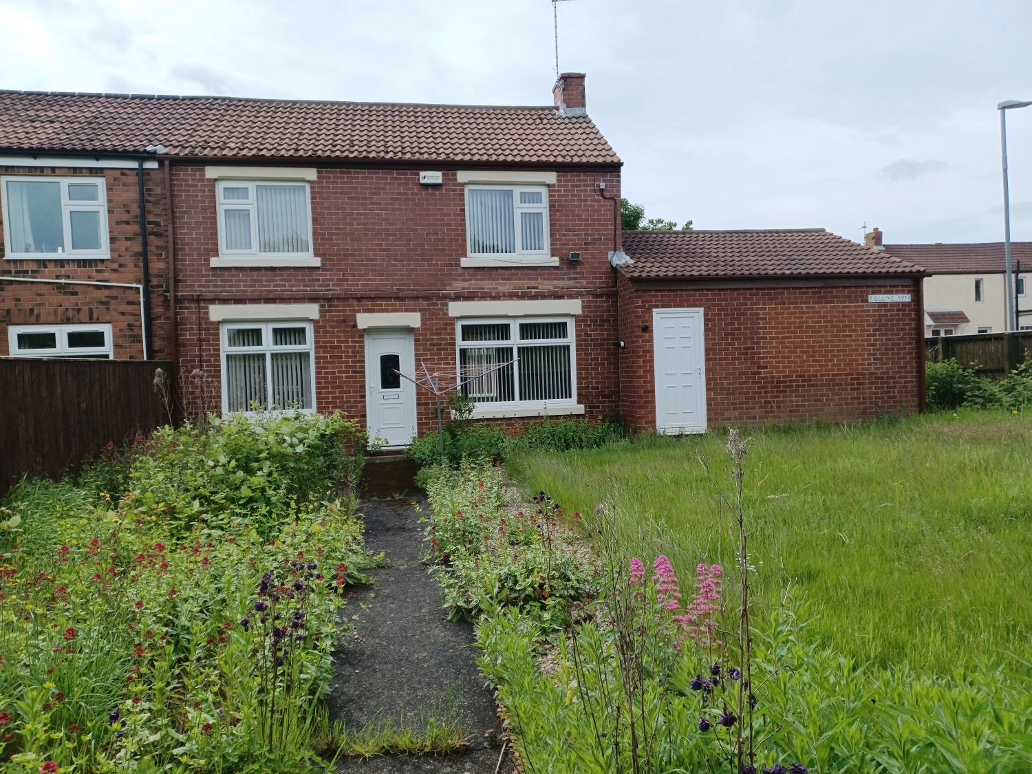 2 bedroom Terraced SSTC