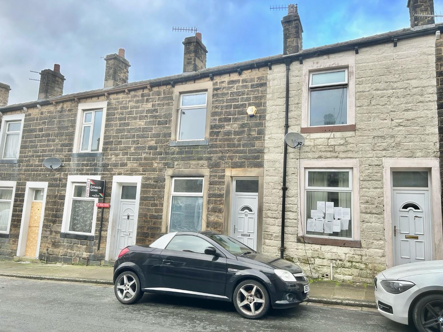 2 bedroom Terraced To Let