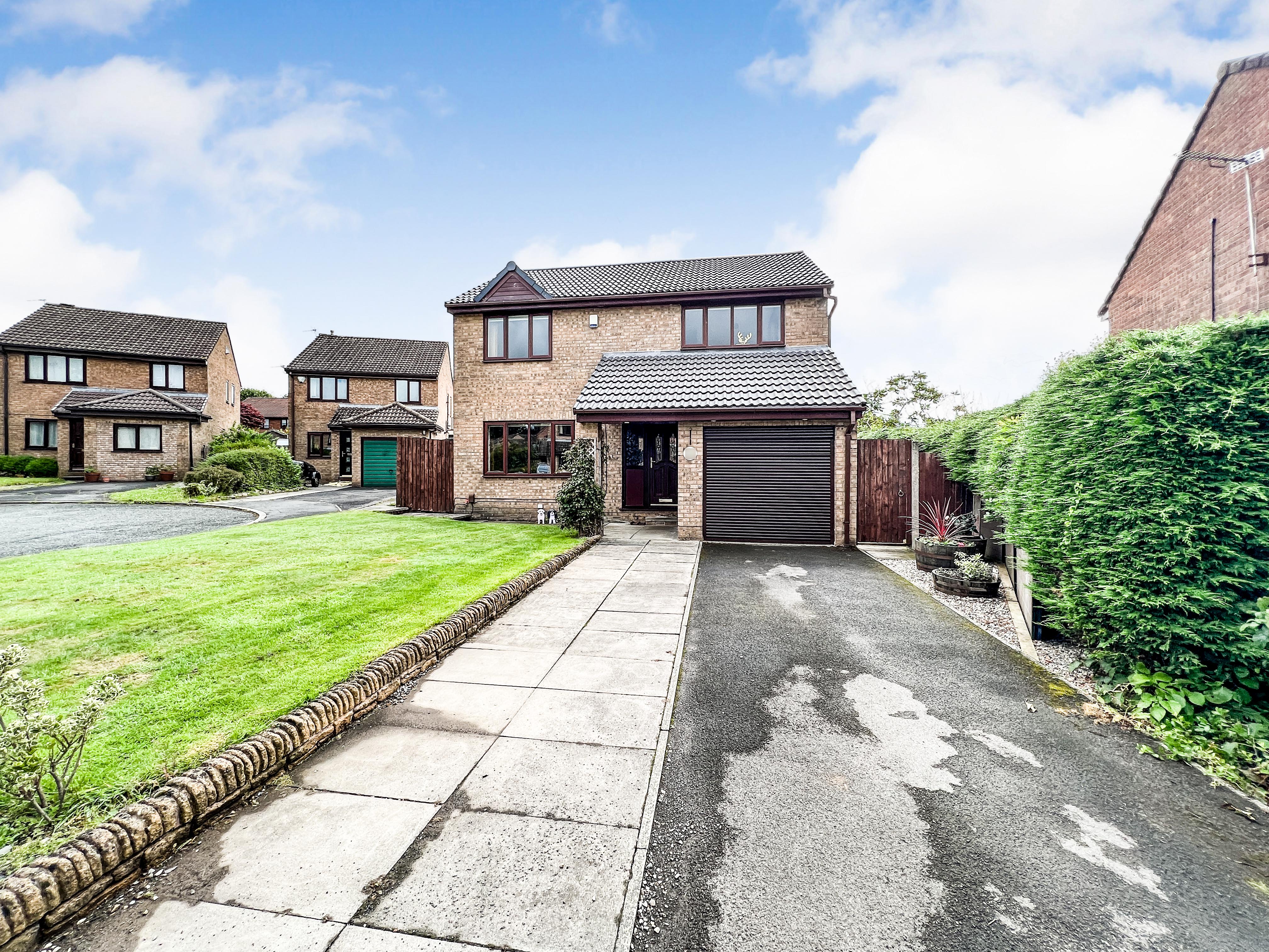 4 bedroom House For Sale