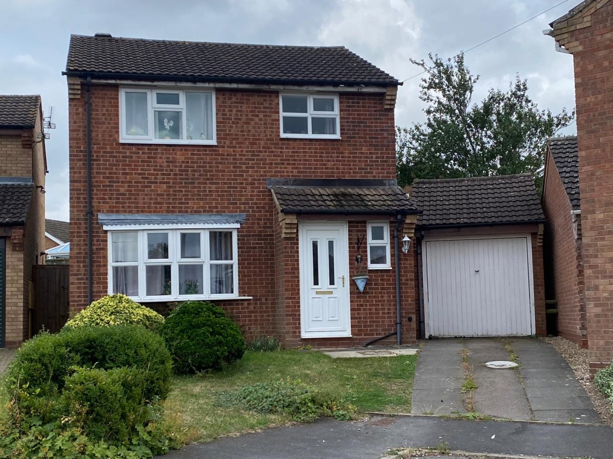 3 bedroom Detached Let Agreed