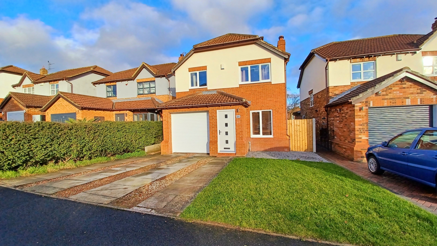 3 bedroom Detached To Let
