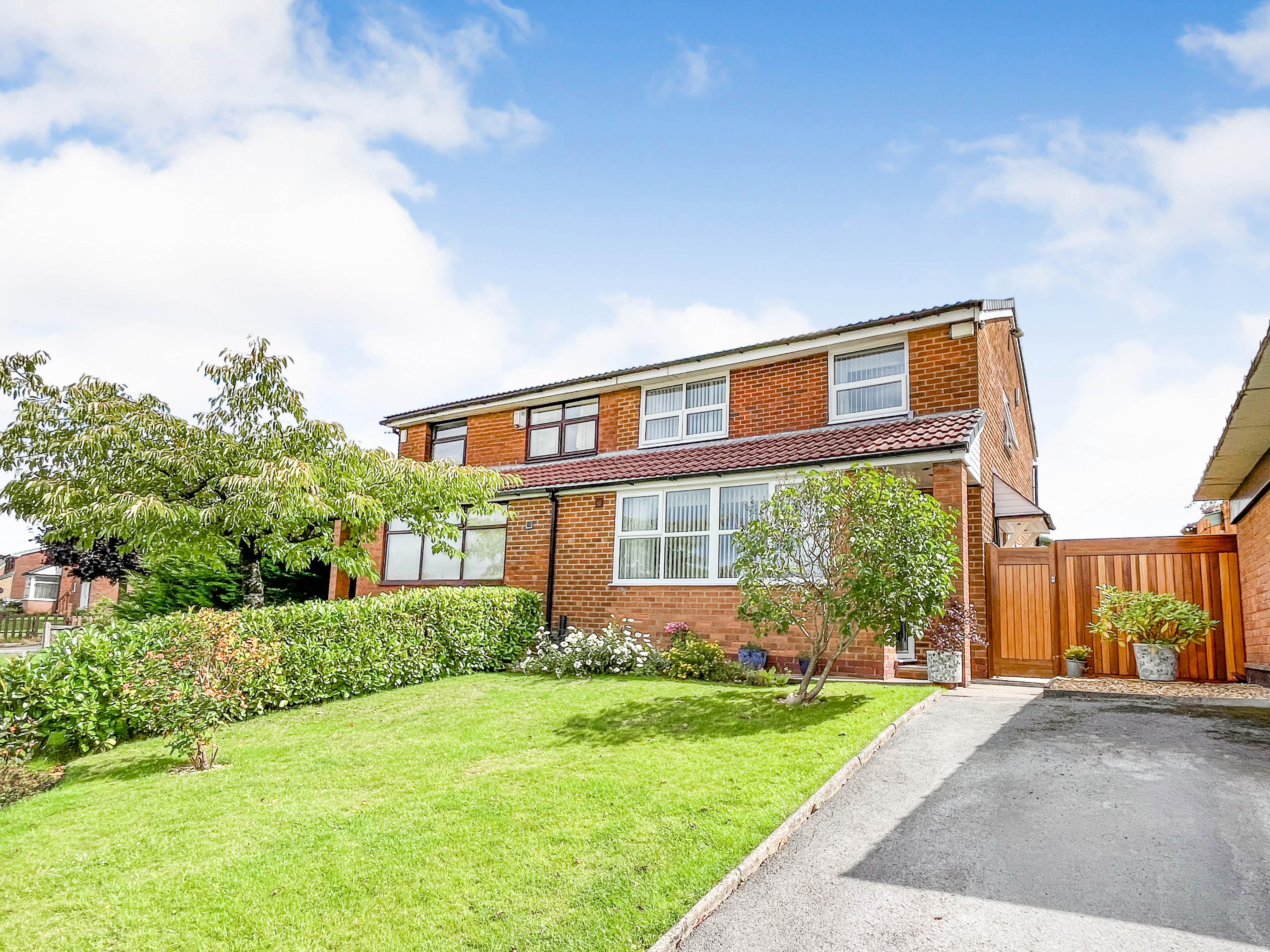 3 bedroom House (unspecified) SSTC