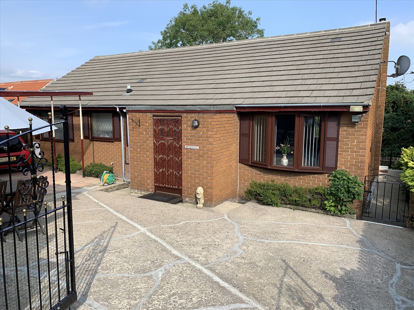 3 bedroom Detached SSTC