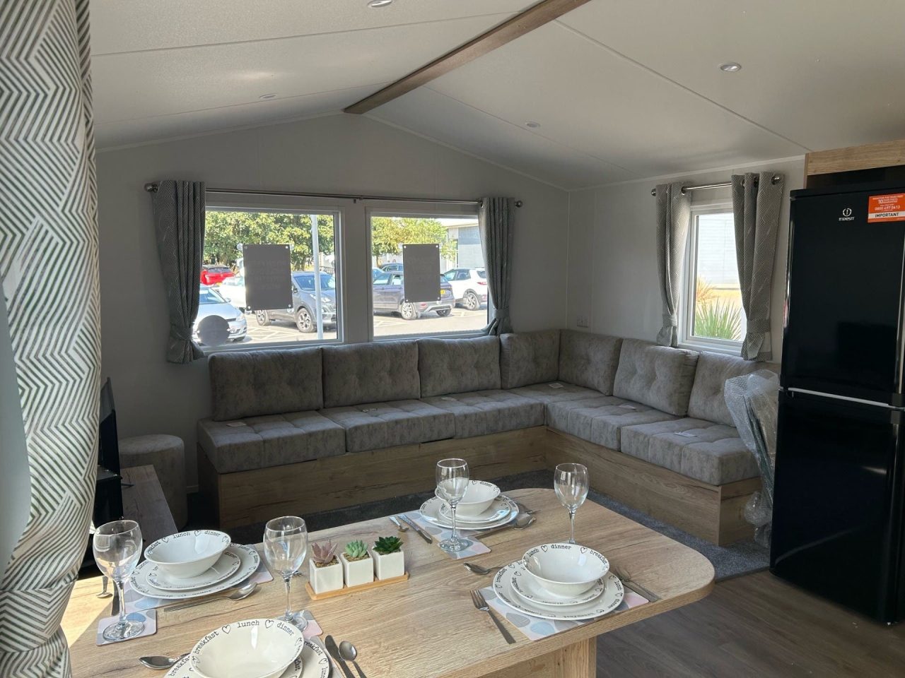3 bedroom Static Home For Sale