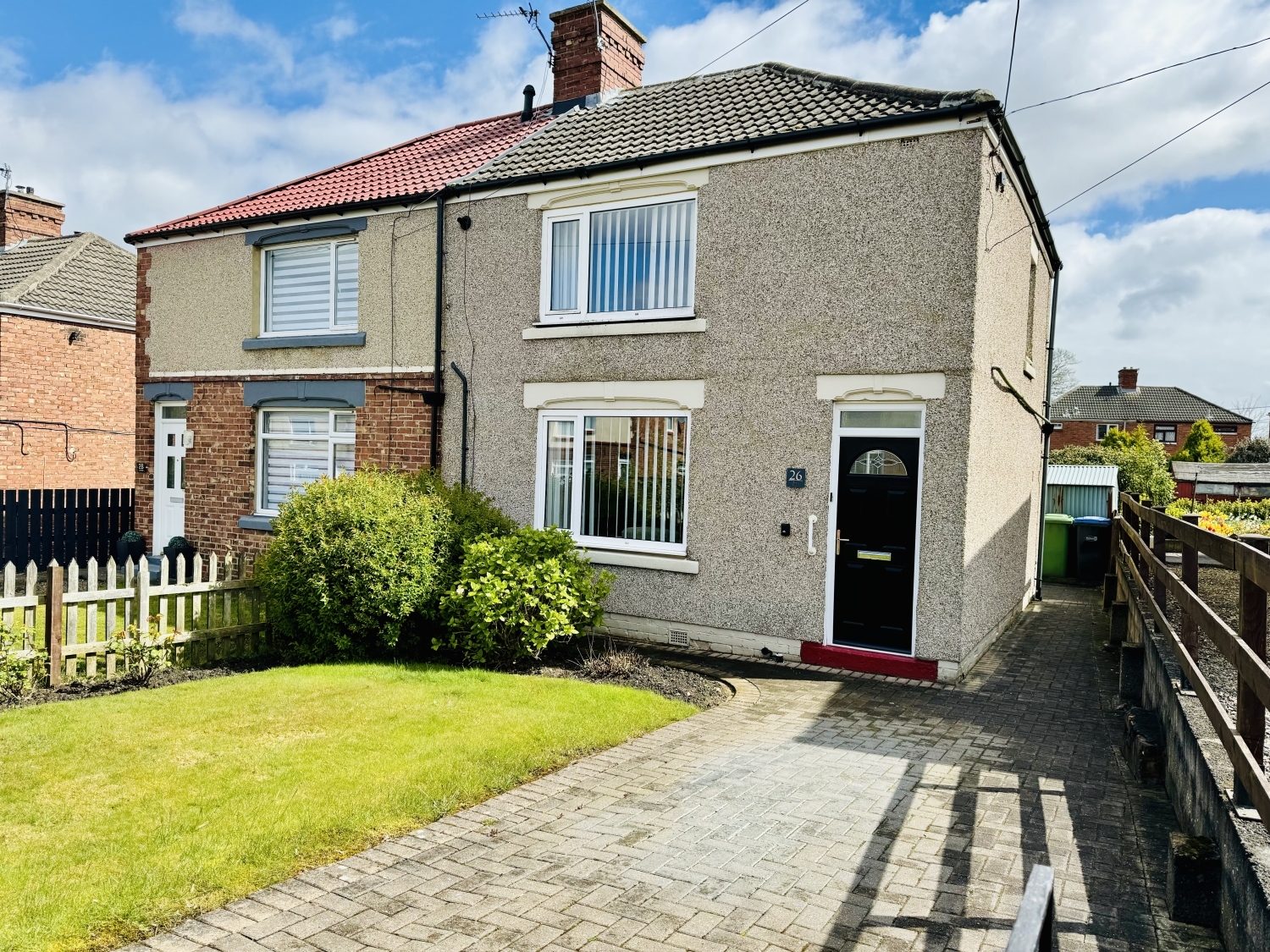 2 bedroom Semi-Detached Under Offer
