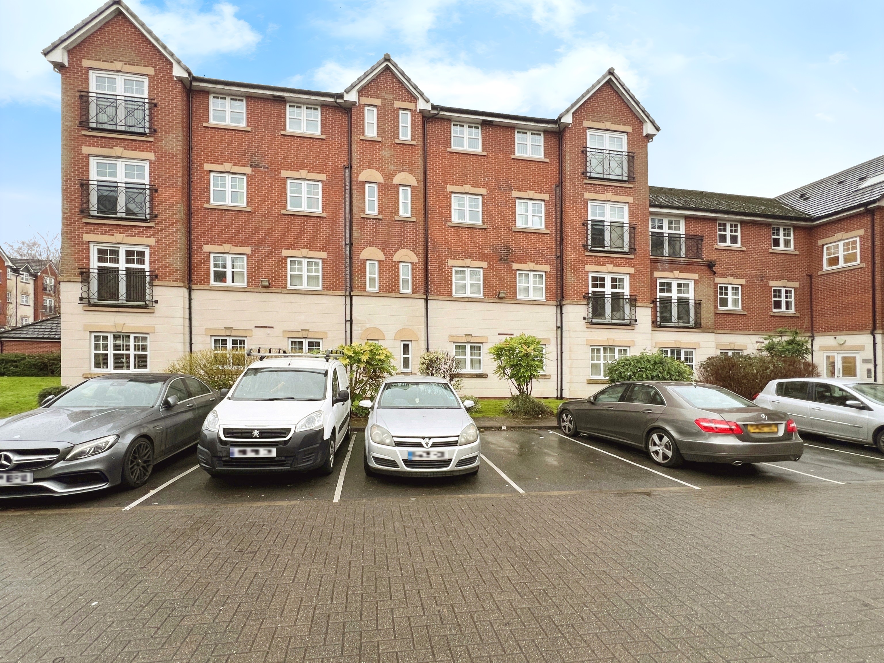 2 bedroom Apartment SSTC