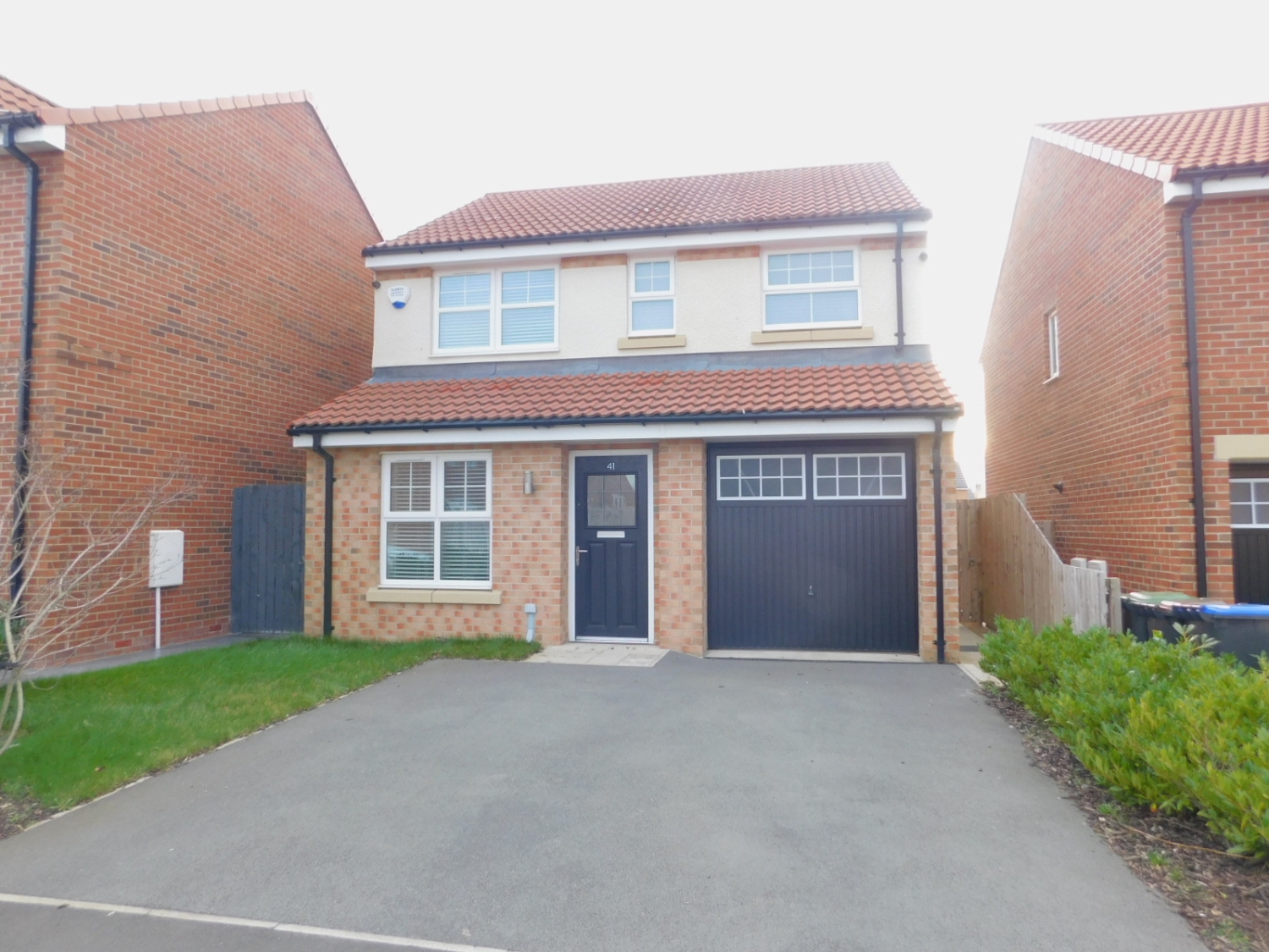 3 bedroom Detached For Sale