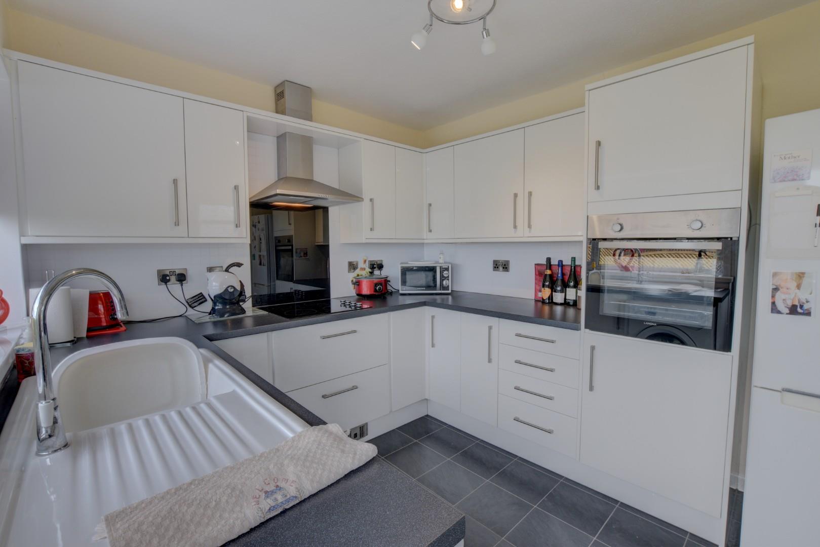 2 bedroom Detached Sold