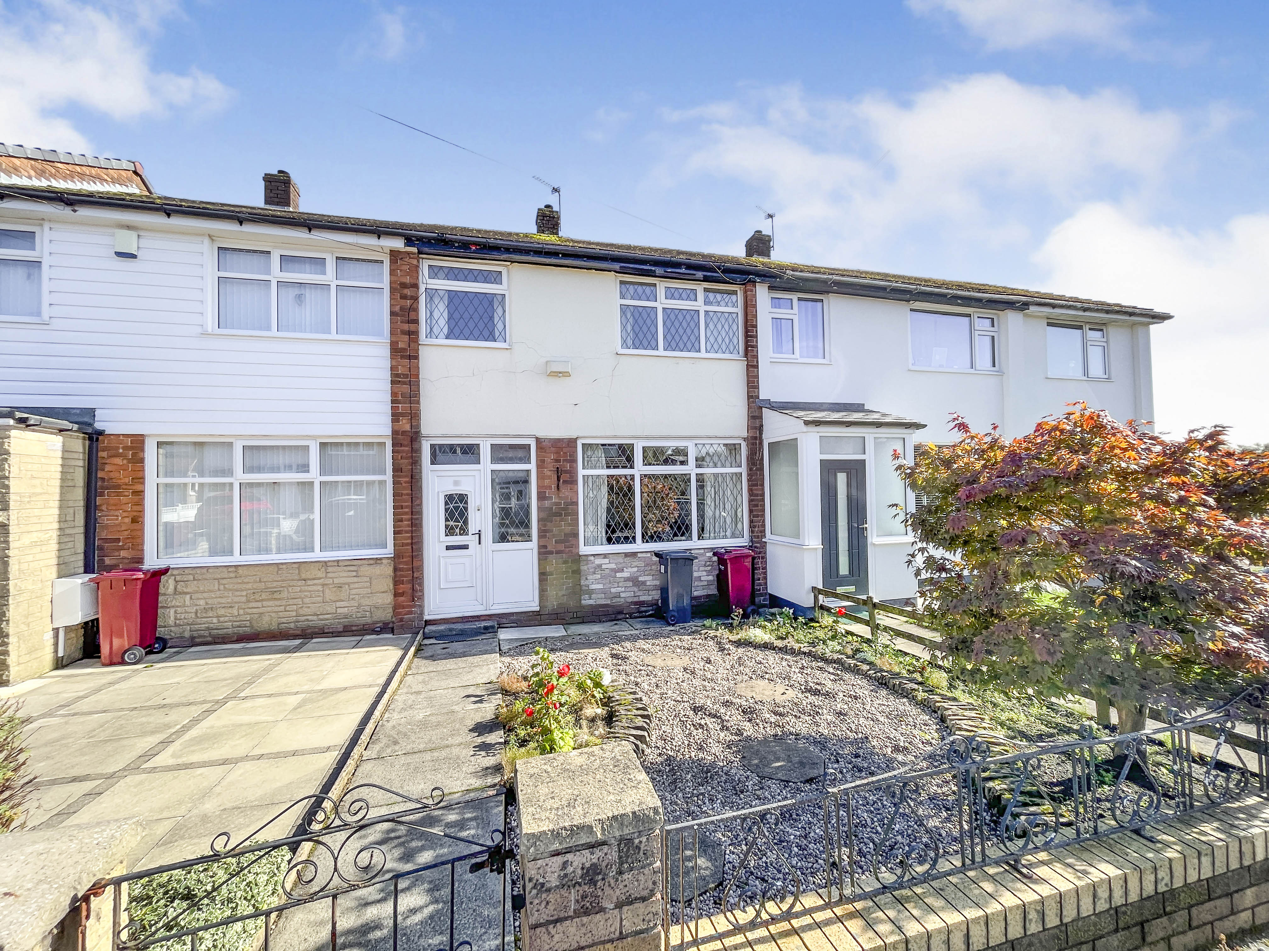 3 bedroom House For Sale