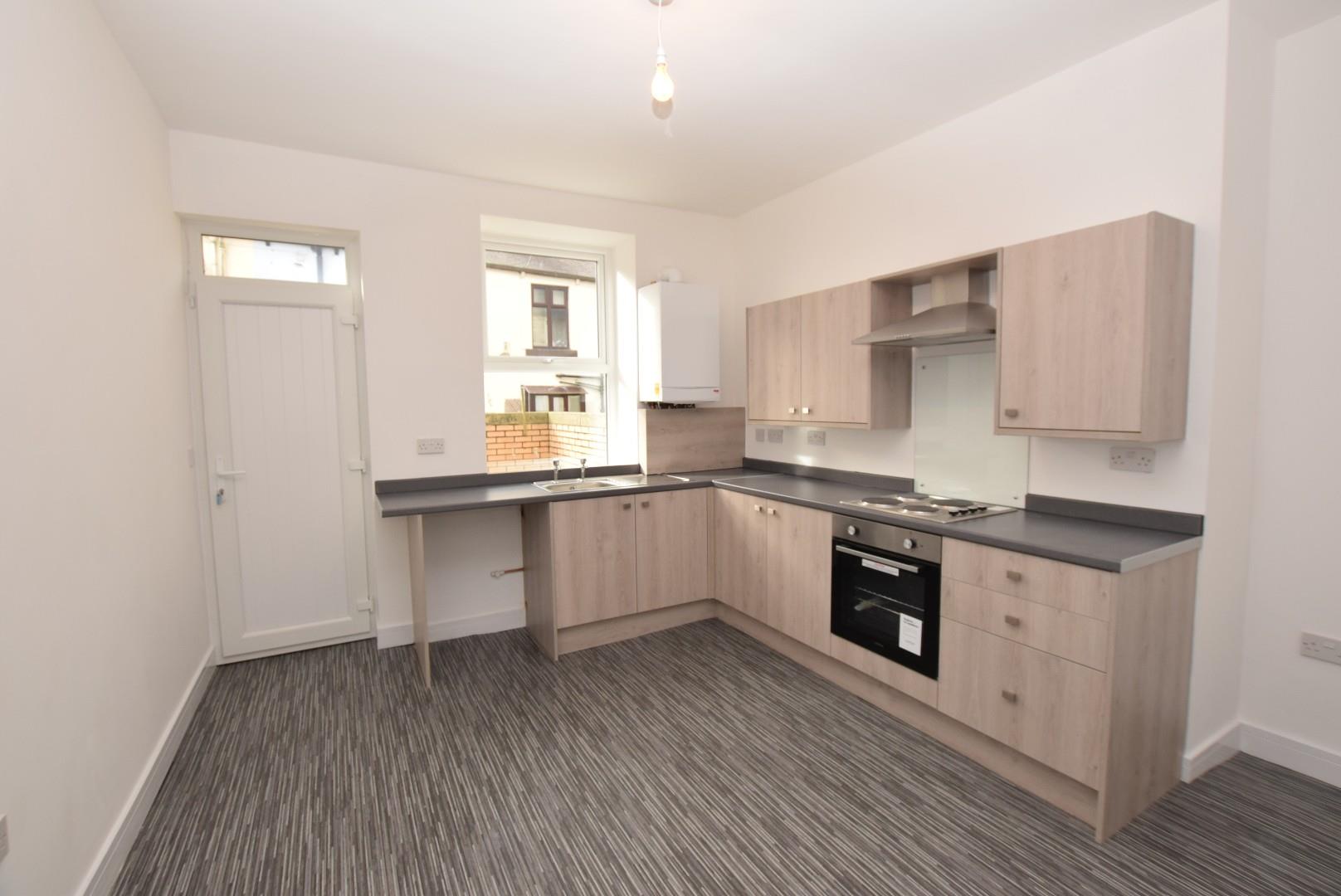 2 bedroom Terraced Let Agreed