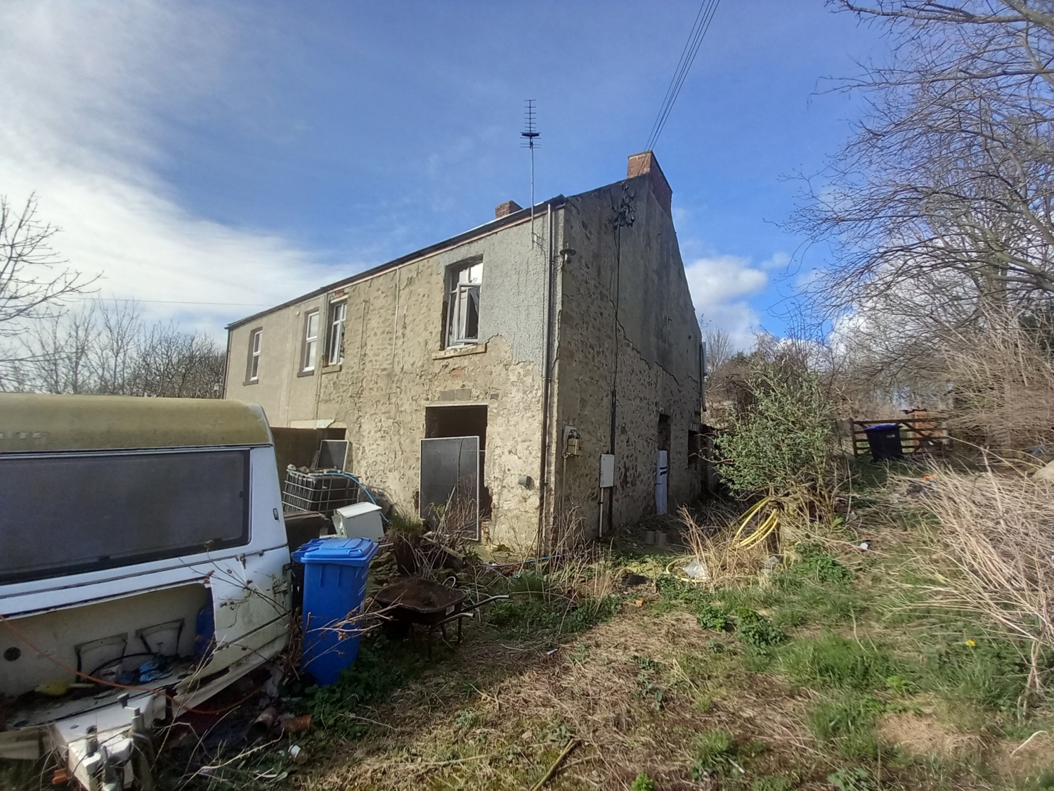 3 bedroom Semi-Detached Under Offer