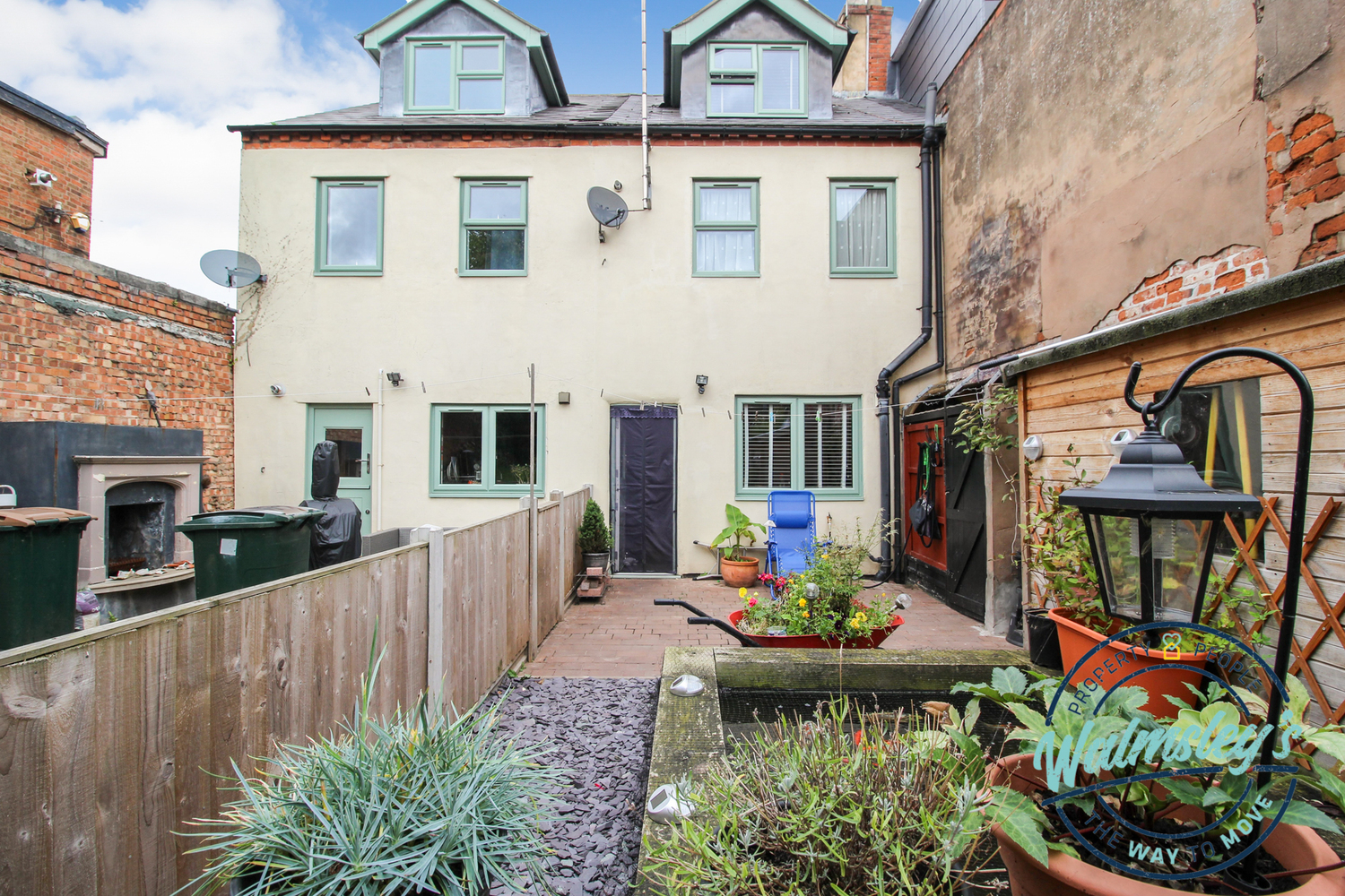 3 bedroom Terraced LSTC