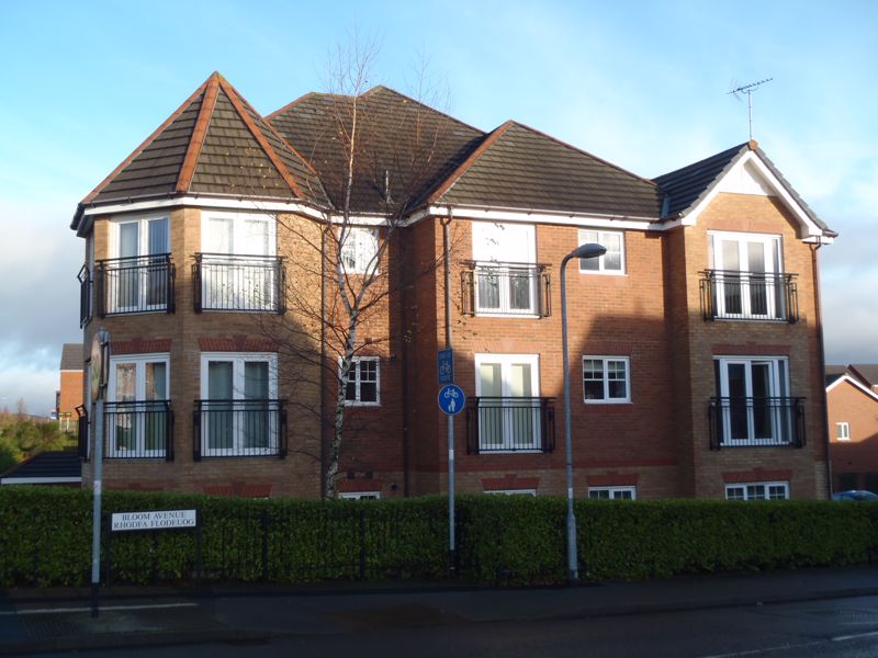 2 bedroom Apartment To Let