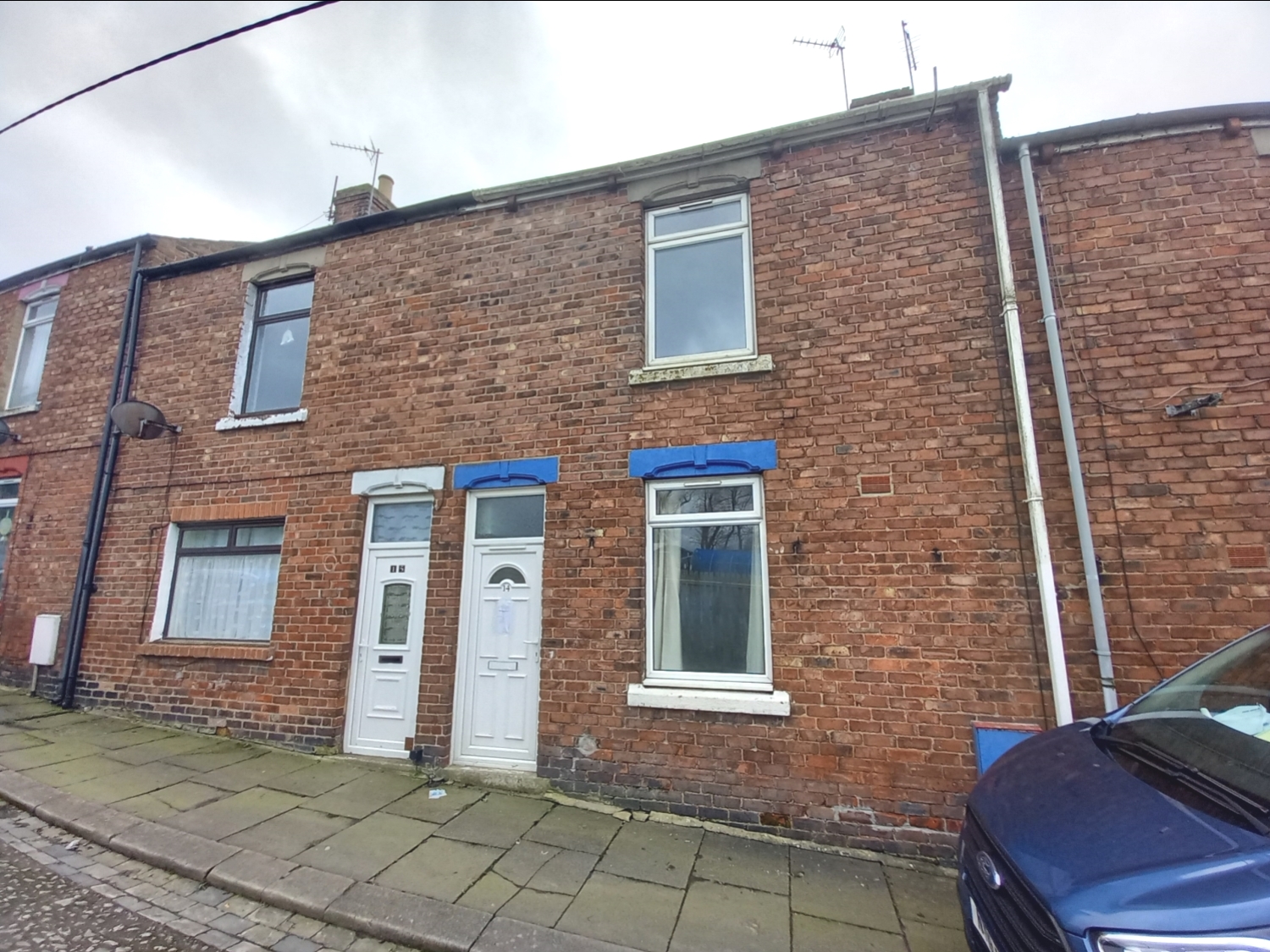 2 bedroom Terraced For Sale