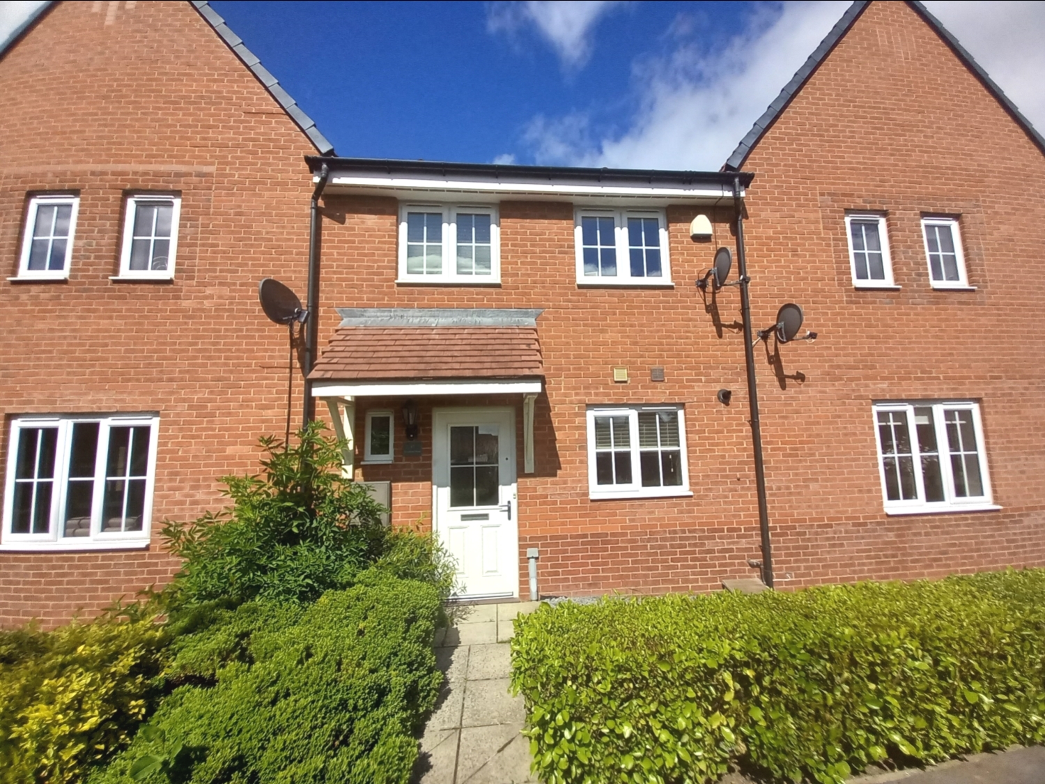 3 bedroom Terraced For Sale