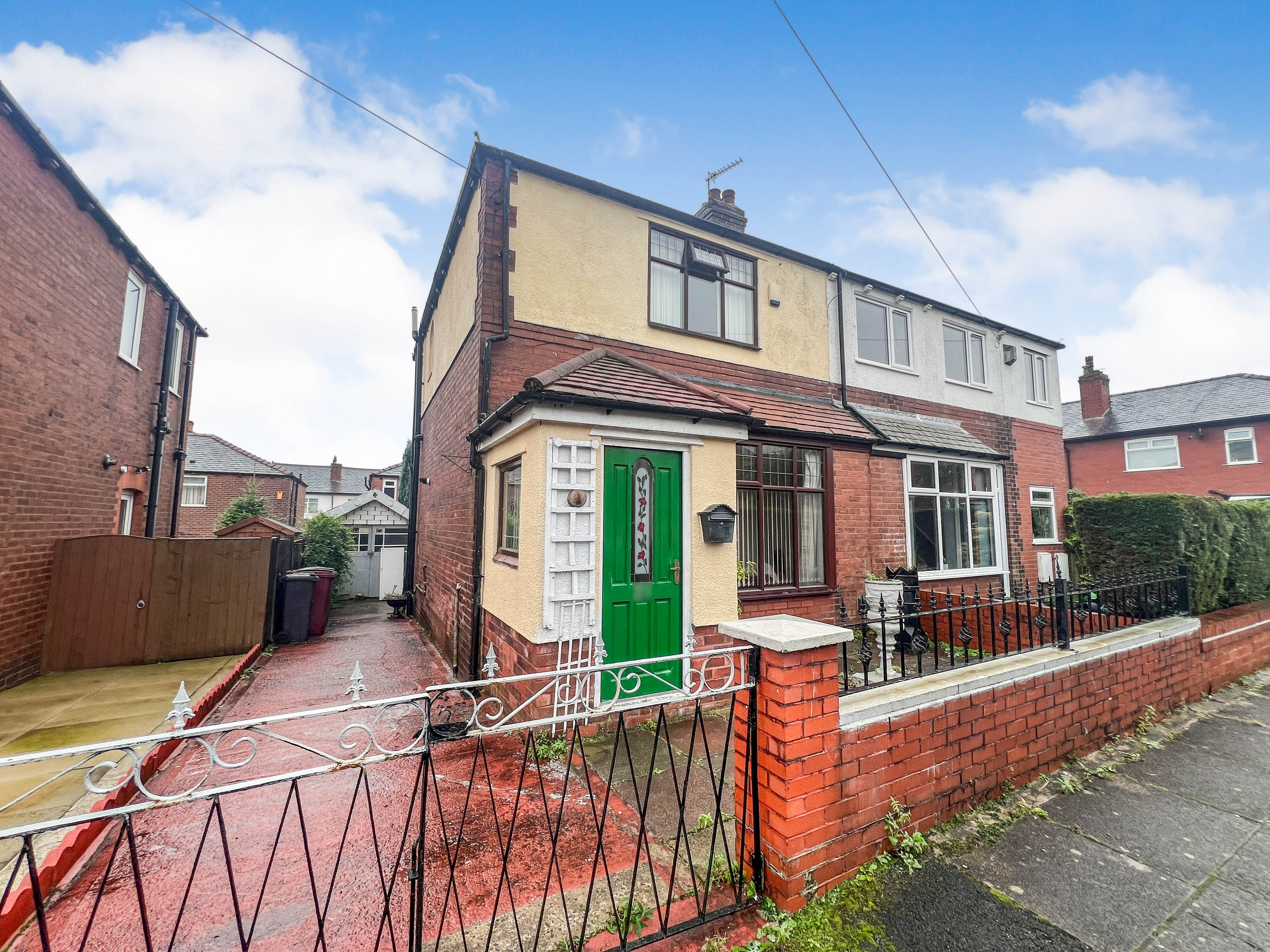 2 bedroom House SSTC