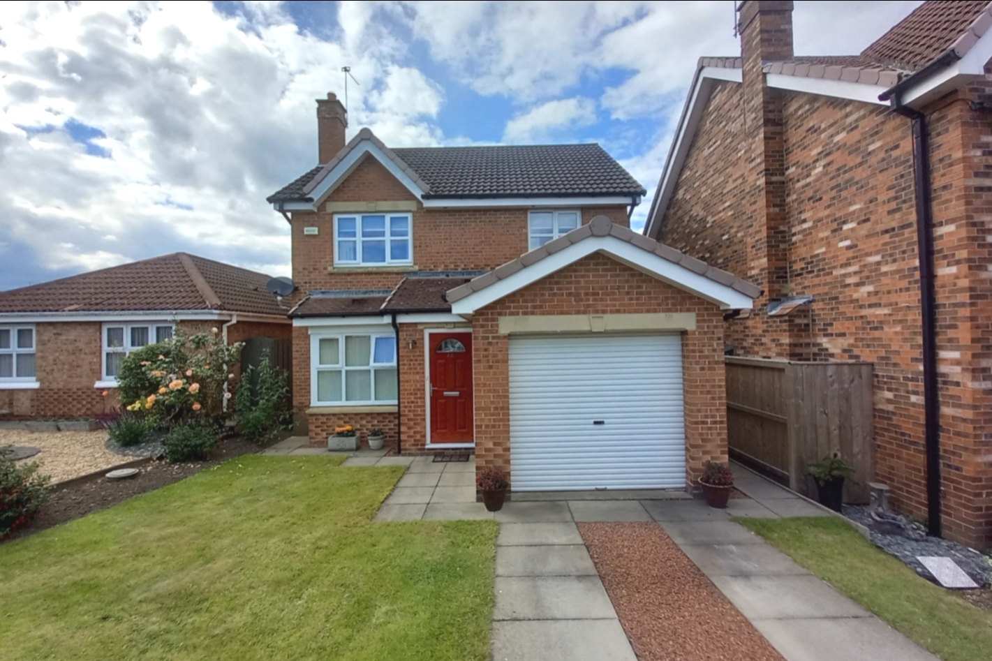 3 bedroom Detached For Sale