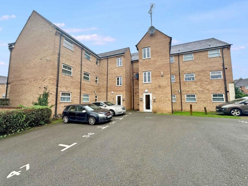 2 bedroom Apartment For Sale