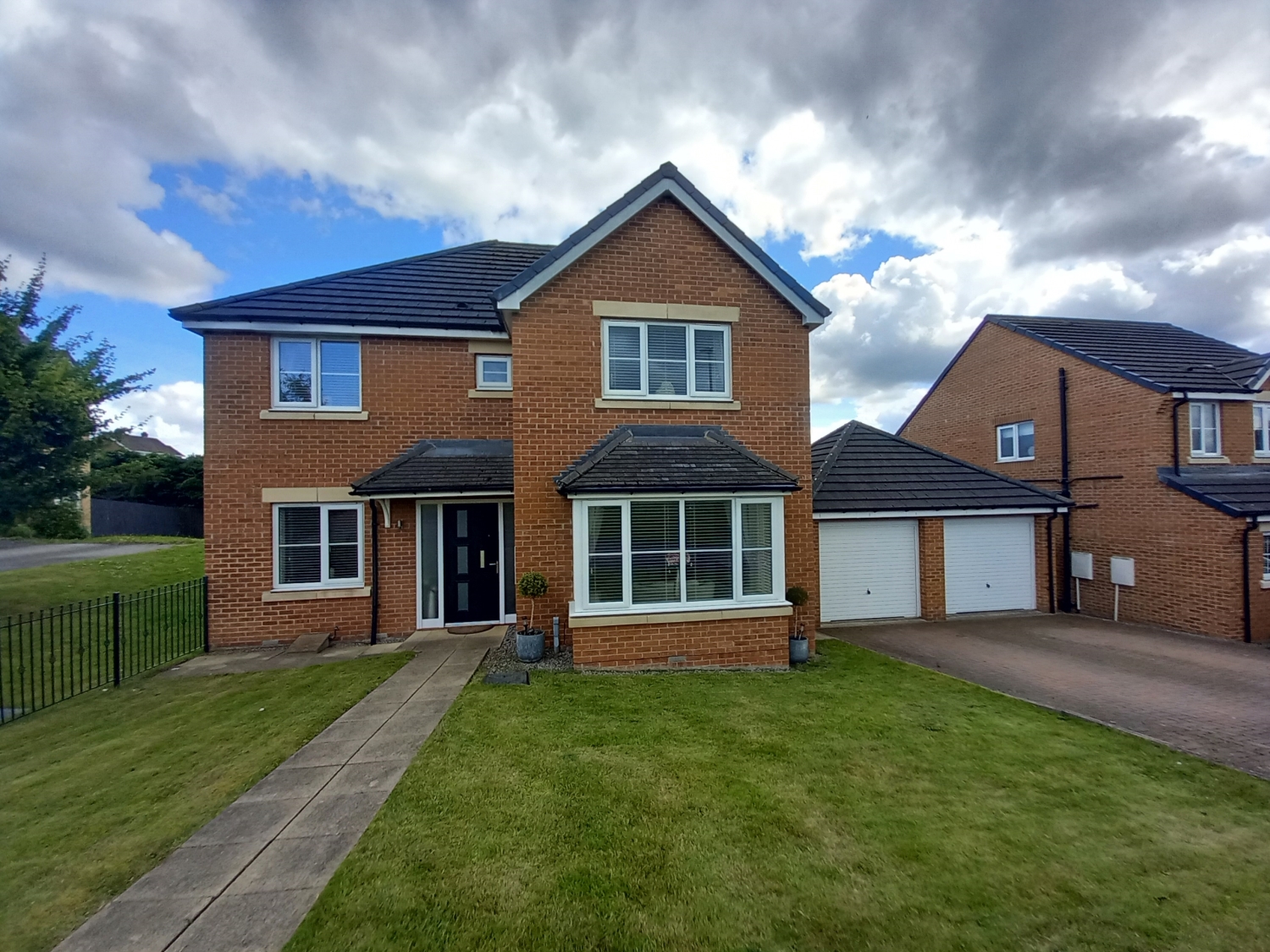 4 bedroom Detached For Sale