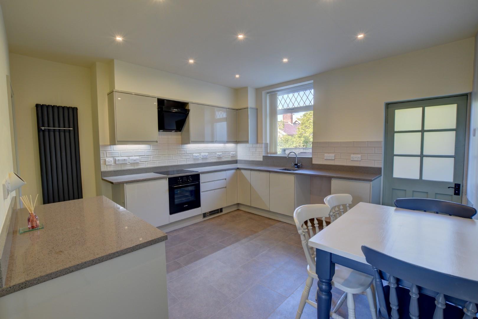 2 bedroom Terraced Under Offer
