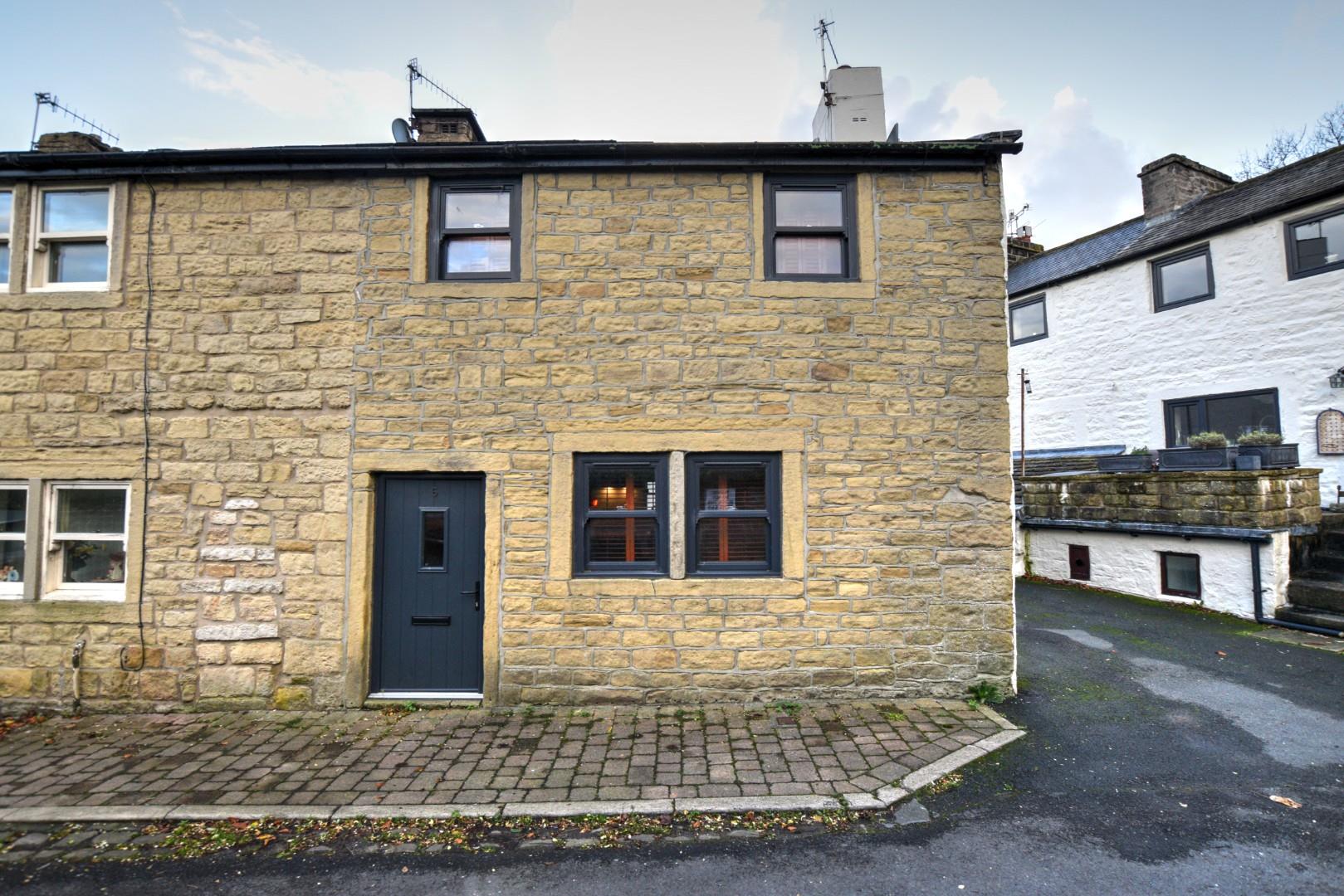 1 bedroom Cottage Under Offer