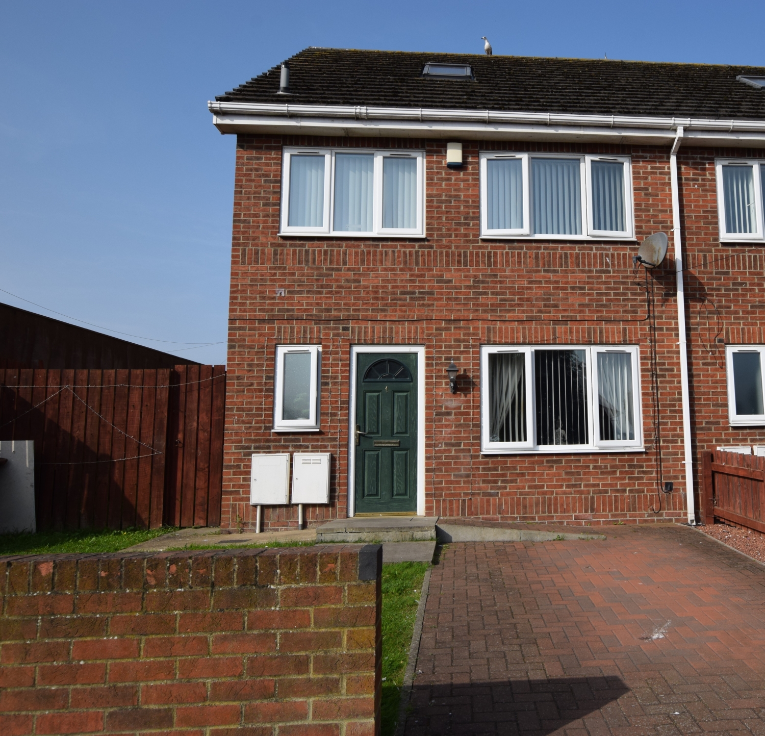 4 bedroom Townhouse Under Offer