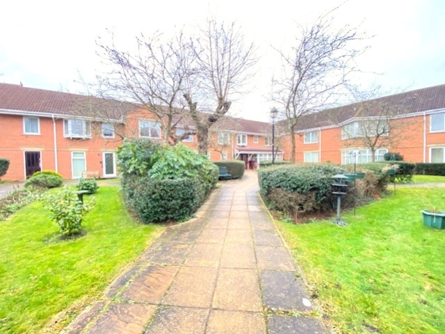 2 bedroom Apartment Under Offer