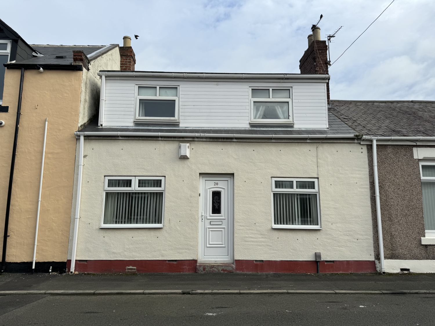 2 bedroom Terraced Under Offer