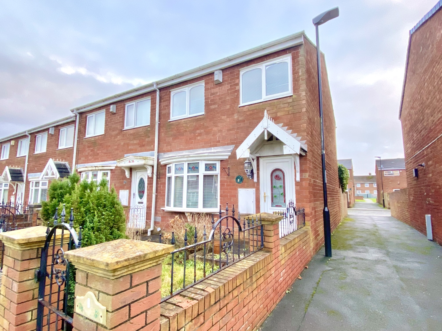3 bedroom Terraced Under Offer