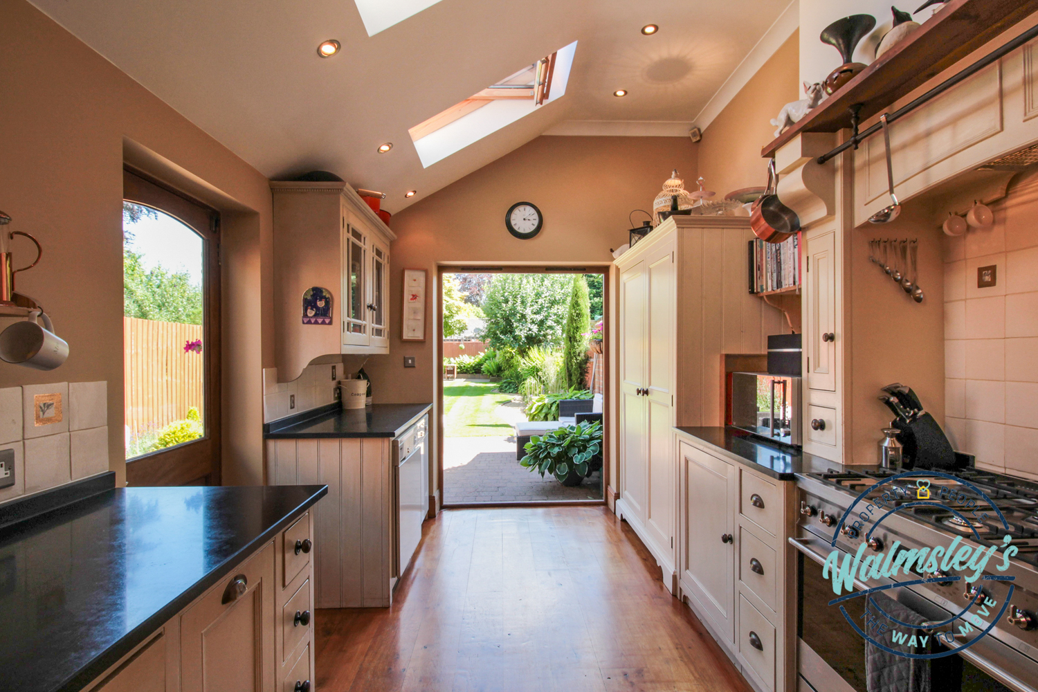 4 bedroom Semi-Detached For Sale