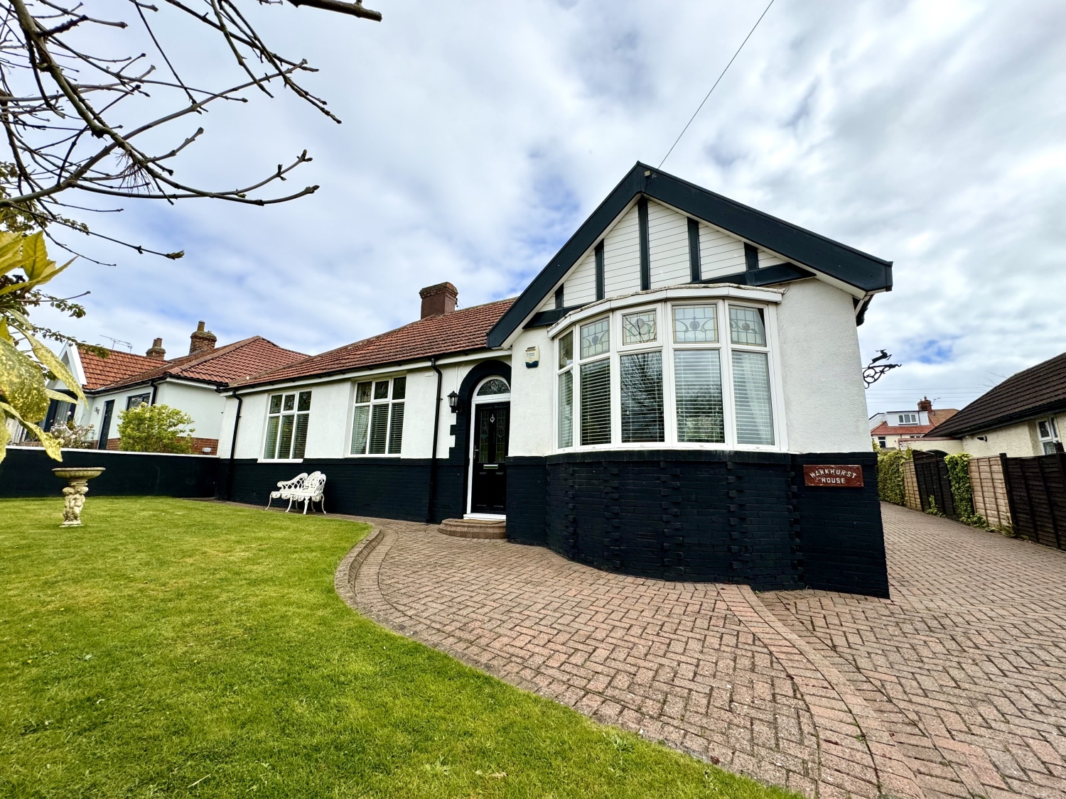 3 bedroom Detached For Sale