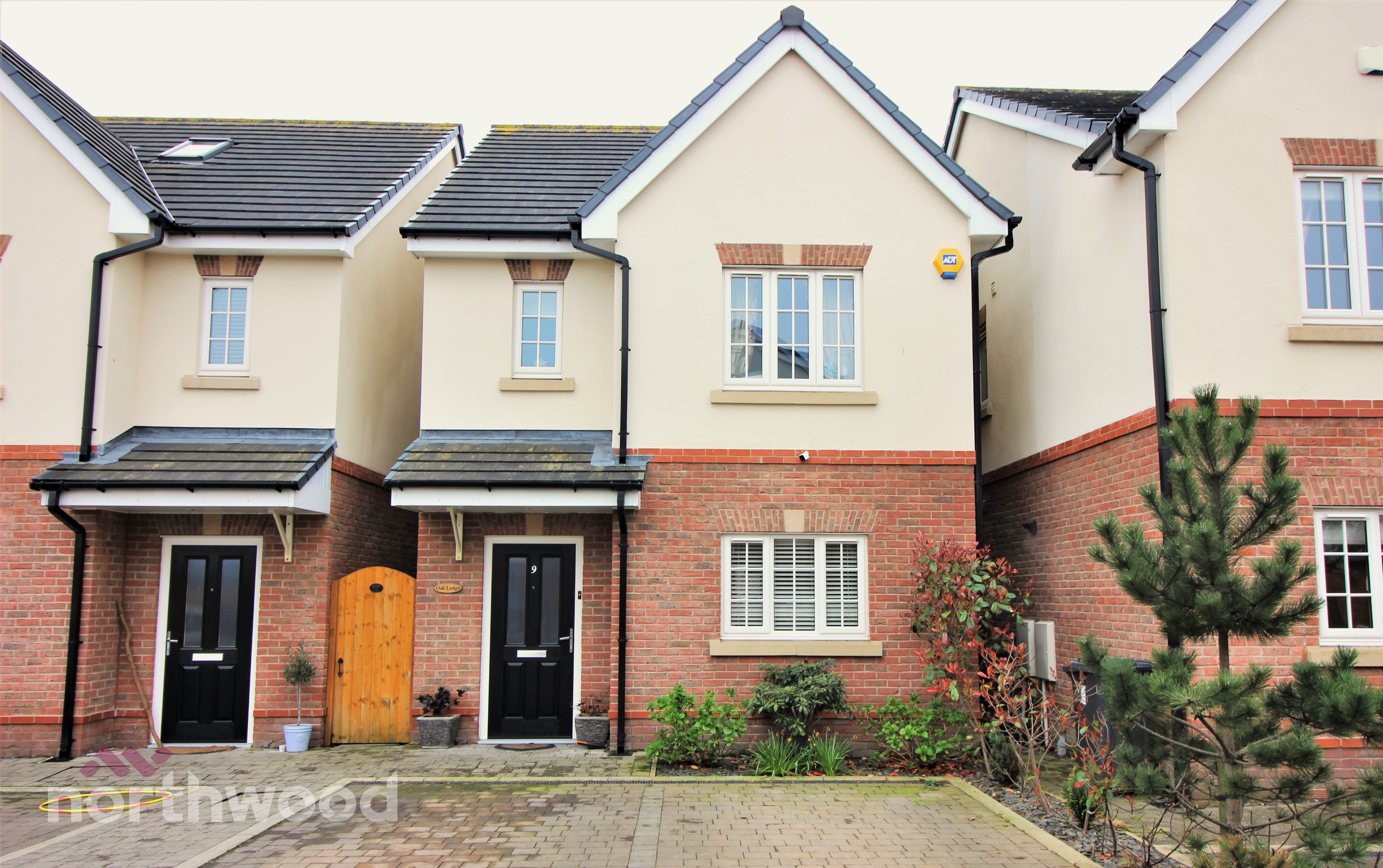4 bedroom Detached House Under Offer