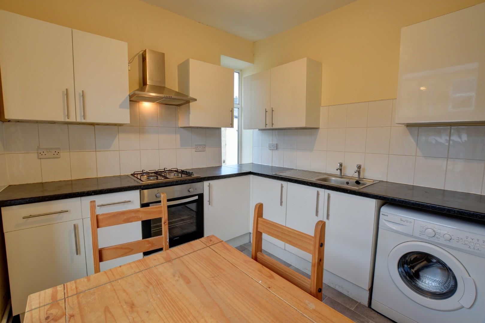 2 bedroom Apartment Let Agreed