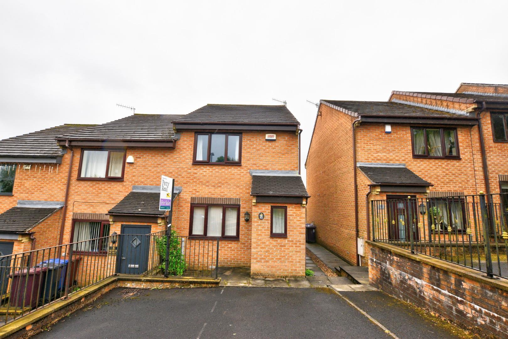 2 bedroom Terraced Let Agreed