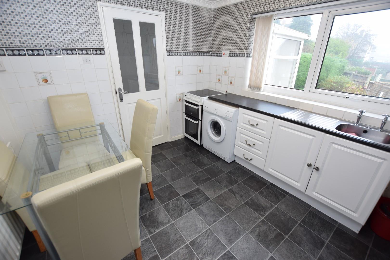 3 bedroom Semi-Detached Let Agreed