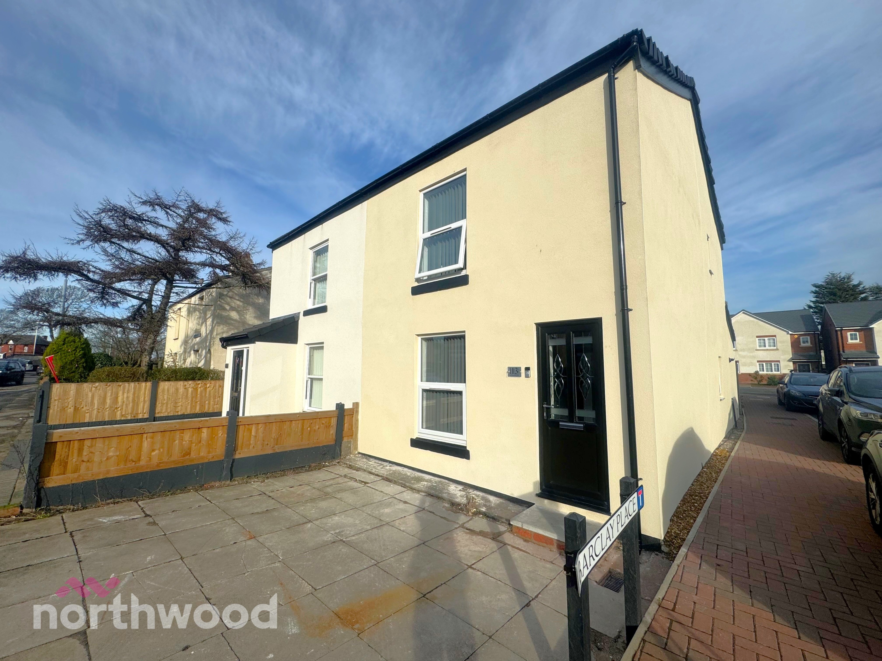 2 bedroom Semi-Detached House Let agreed