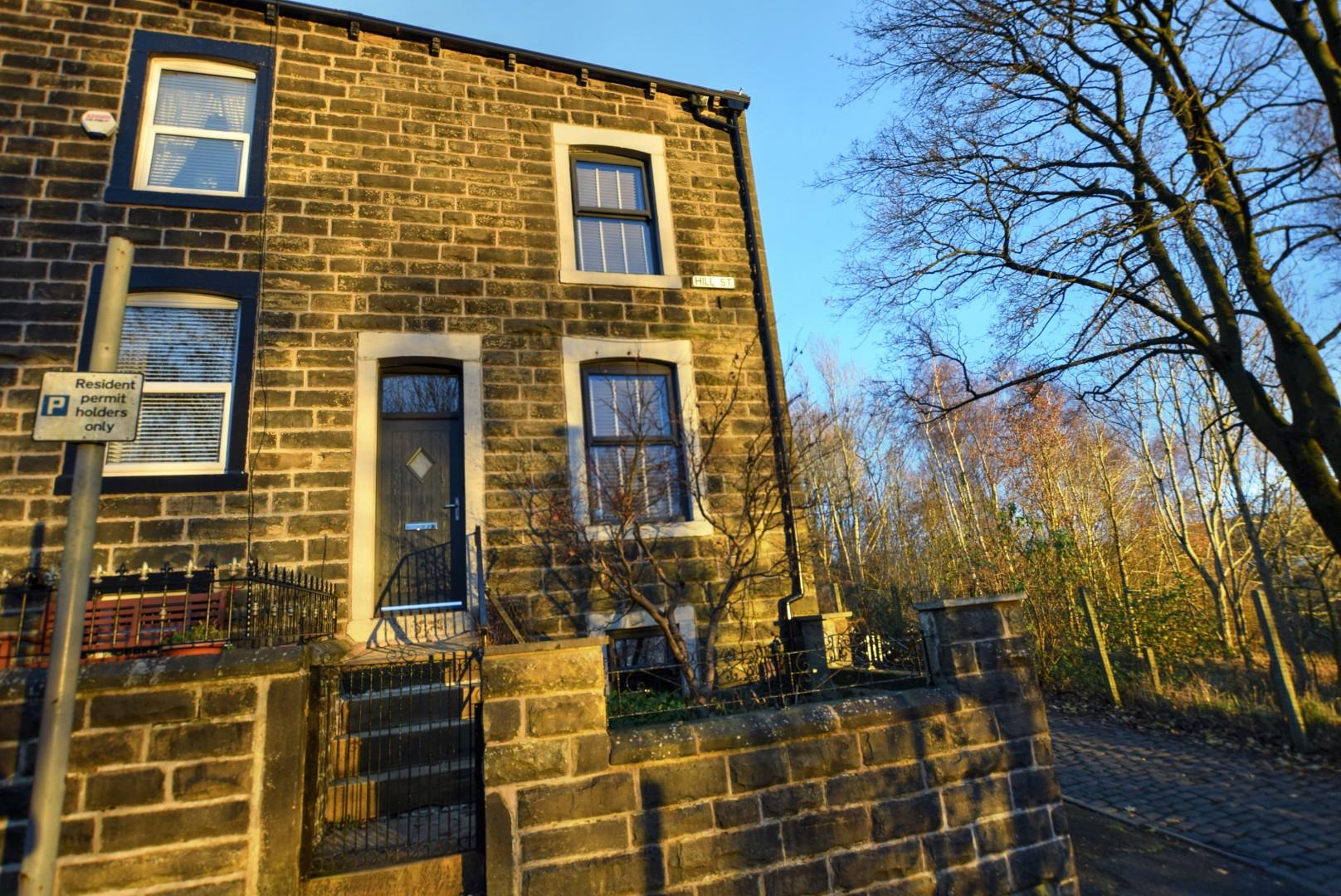 3 bedroom Terraced SSTC