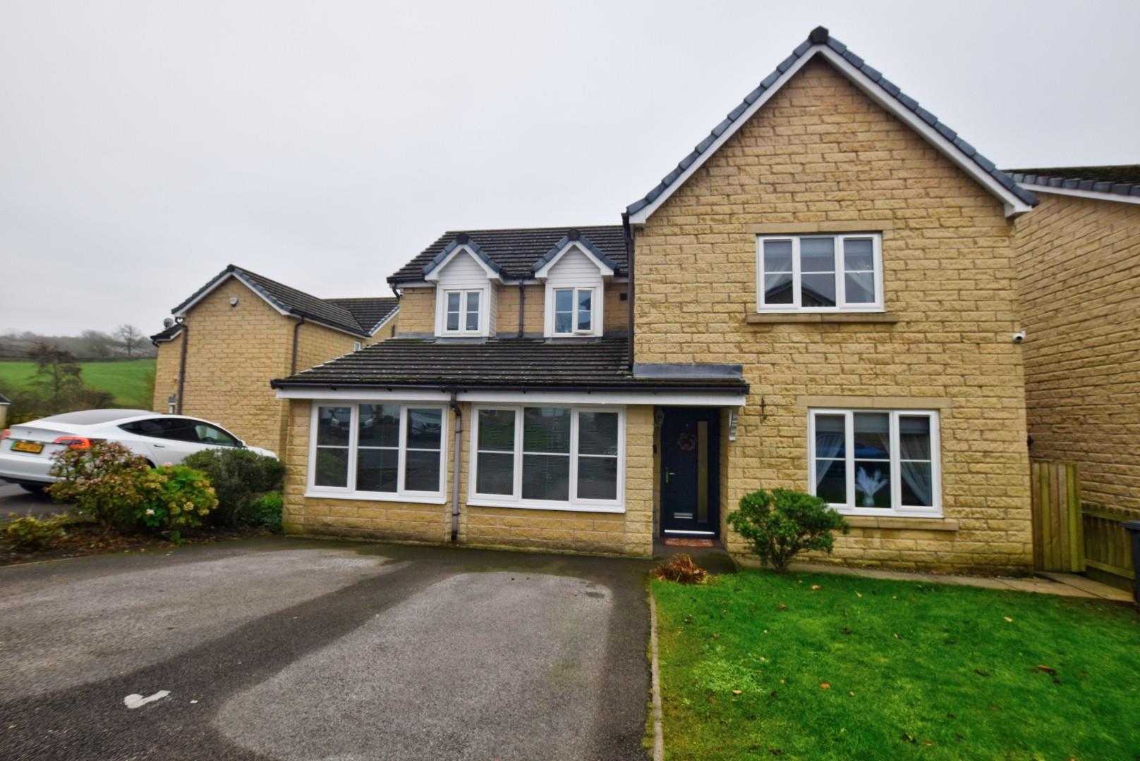 5 bedroom Detached For Sale