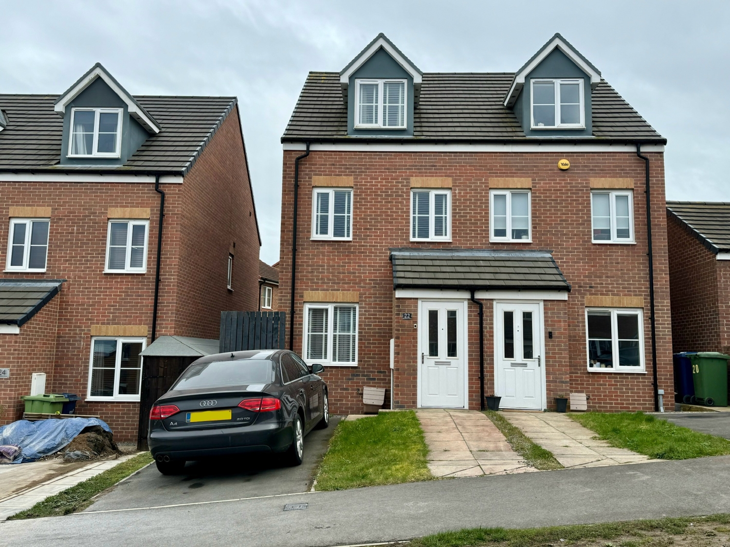 3 bedroom Semi-Detached Under Offer