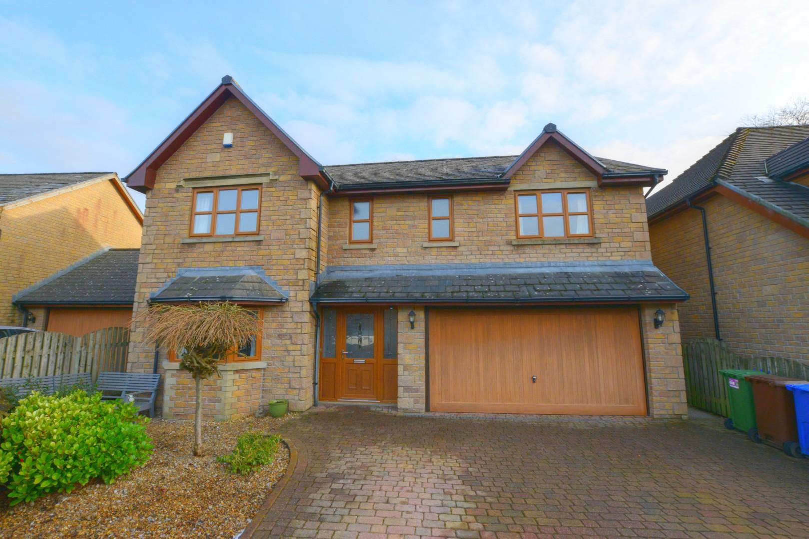 5 bedroom Detached Sold