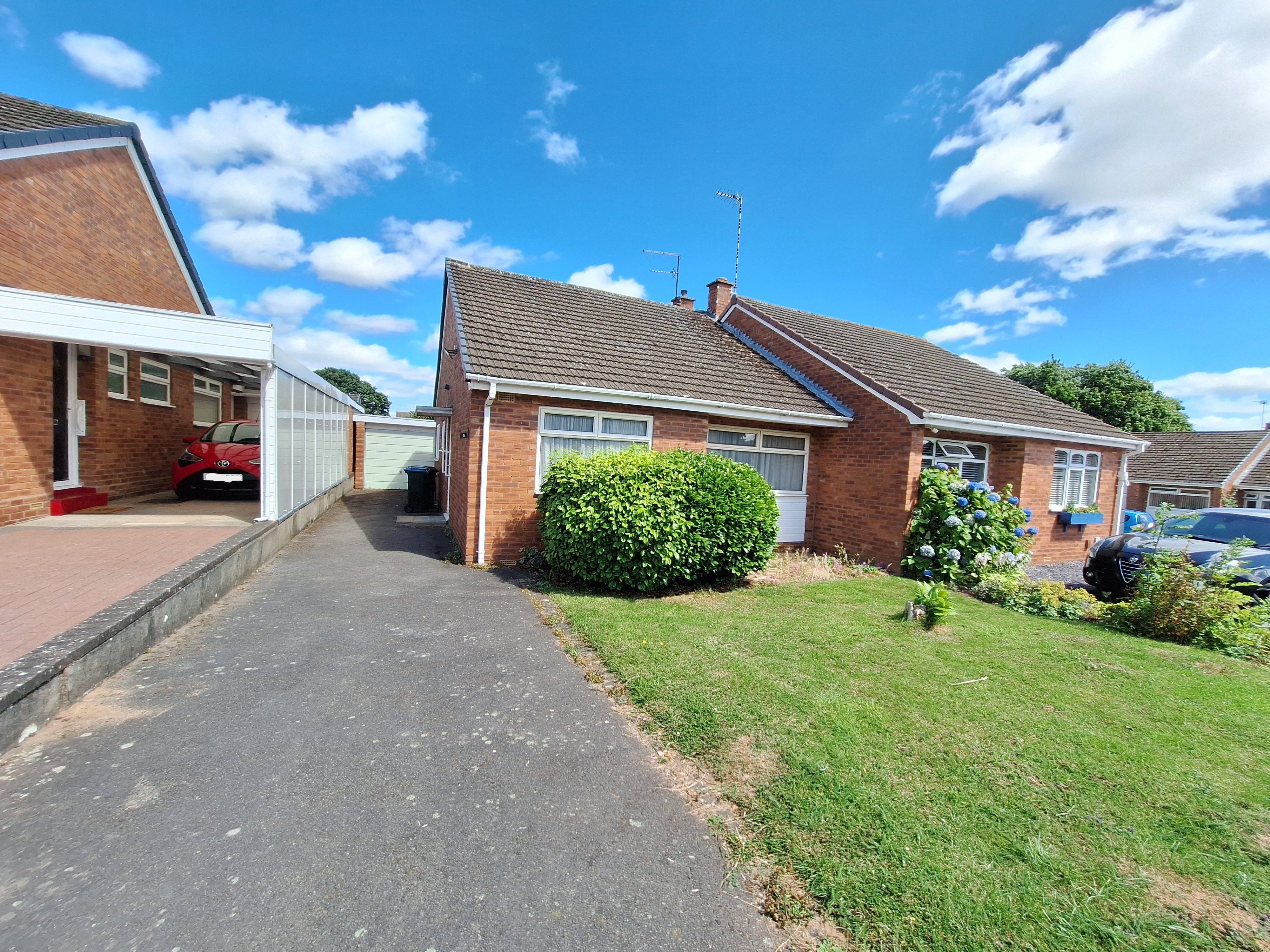 2 bedroom Bungalow SSTC