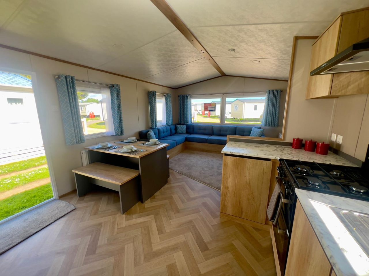 3 bedroom Static Home For Sale