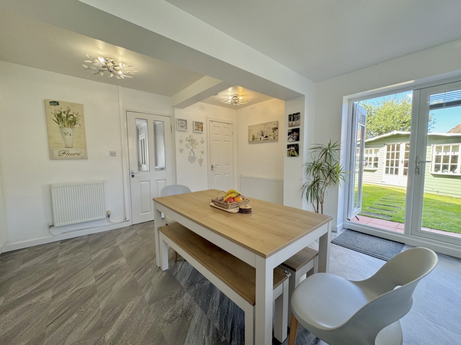 2 bedroom Semi-Detached Under Offer