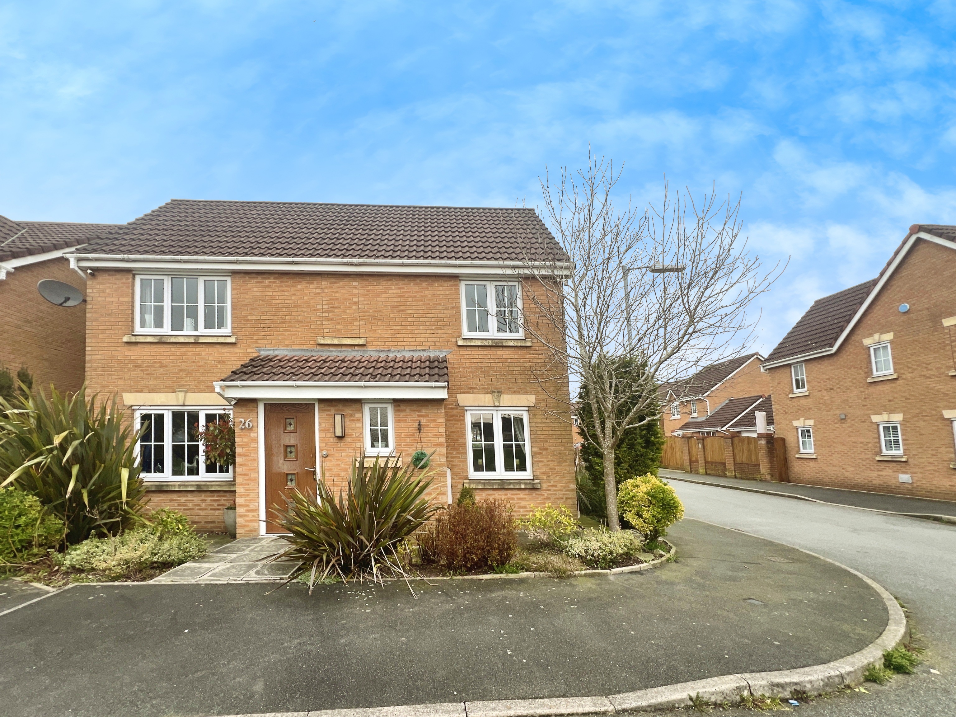 4 bedroom House For Sale