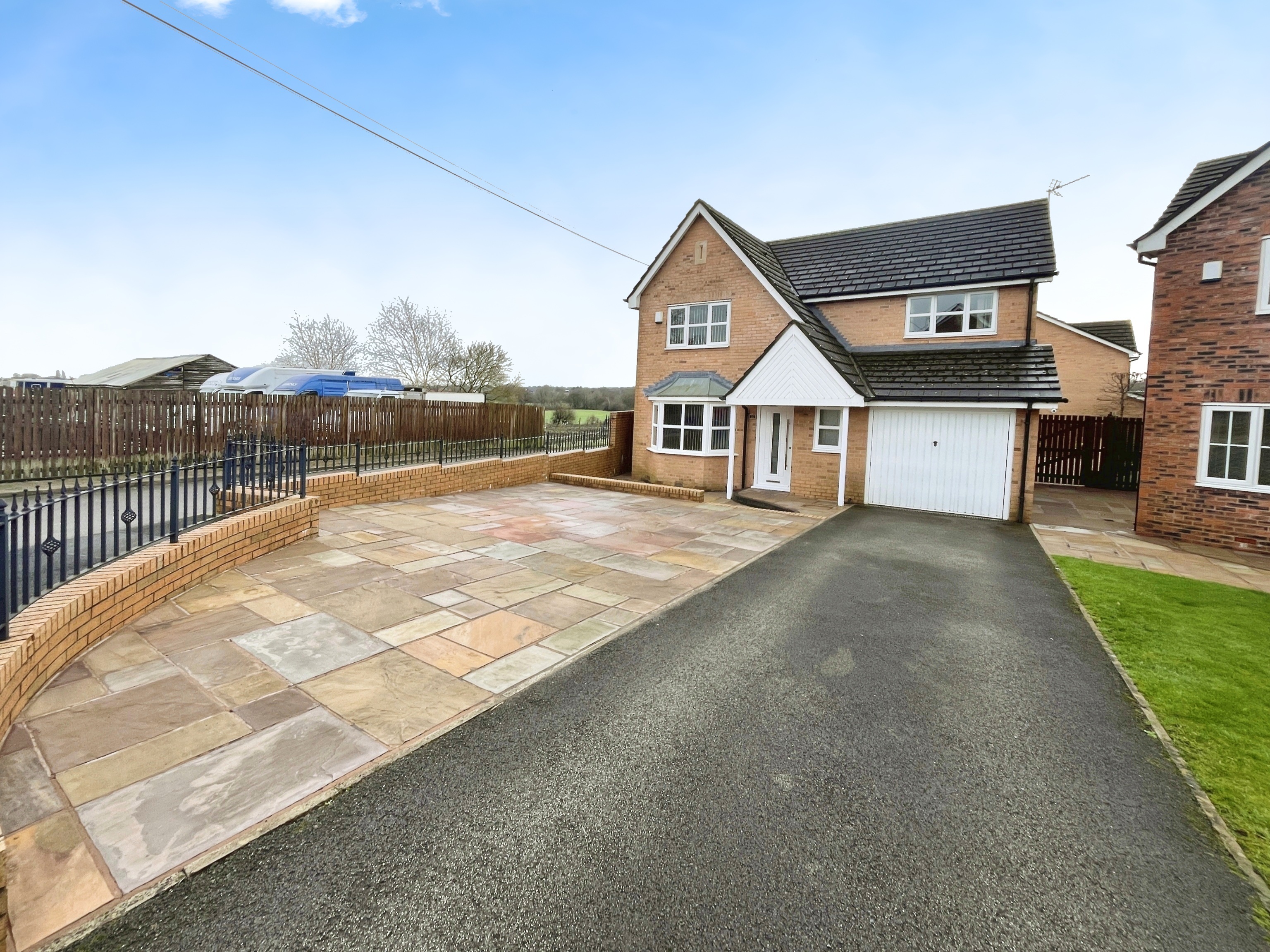 4 bedroom House SSTC