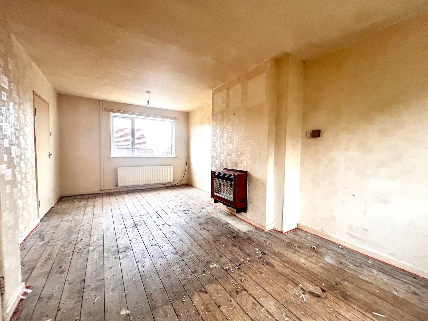 2 bedroom Semi-detached house For Sale